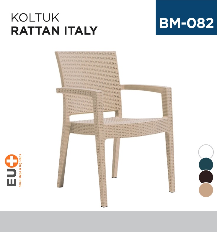 Koltuk Rattan Italy